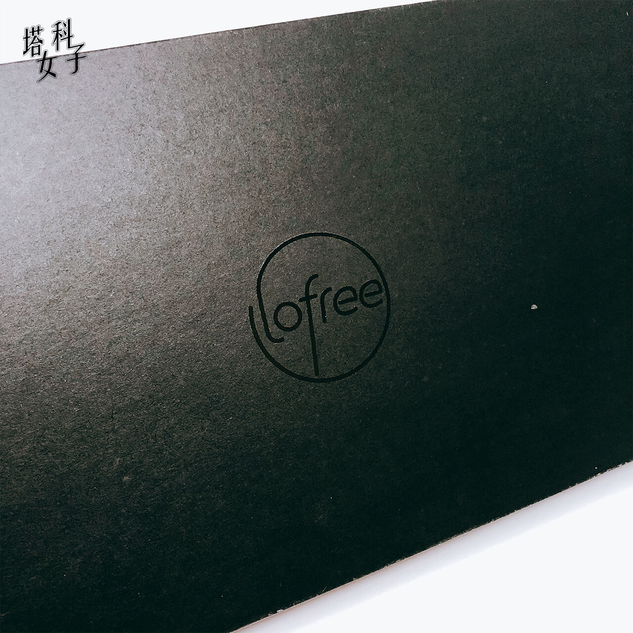 打字機鍵盤 Lofree - 外包裝