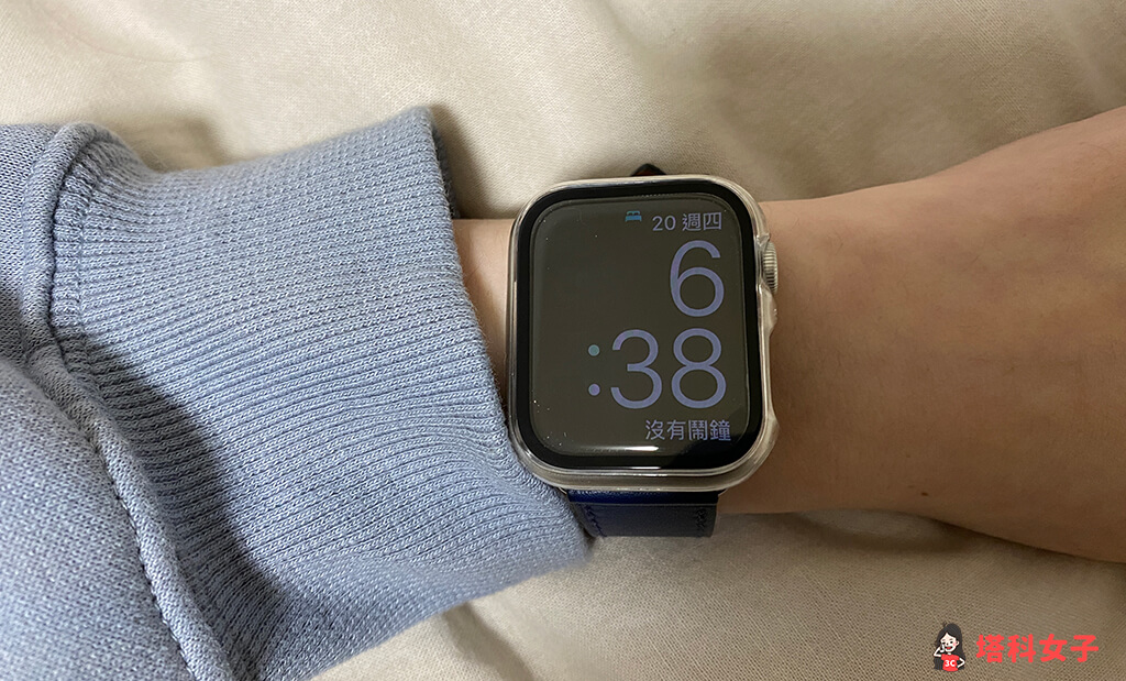 Apple Watch 睡眠週期分析：戴著手錶入睡