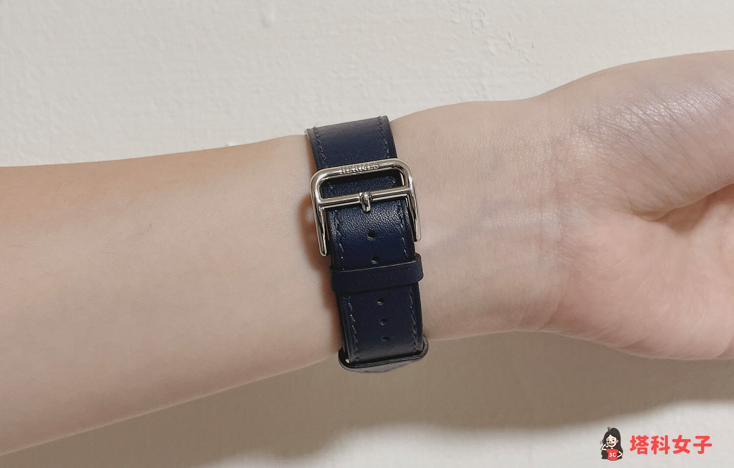 Apple Watch Hermès 錶帶開箱：海軍藍錶帶實戴照