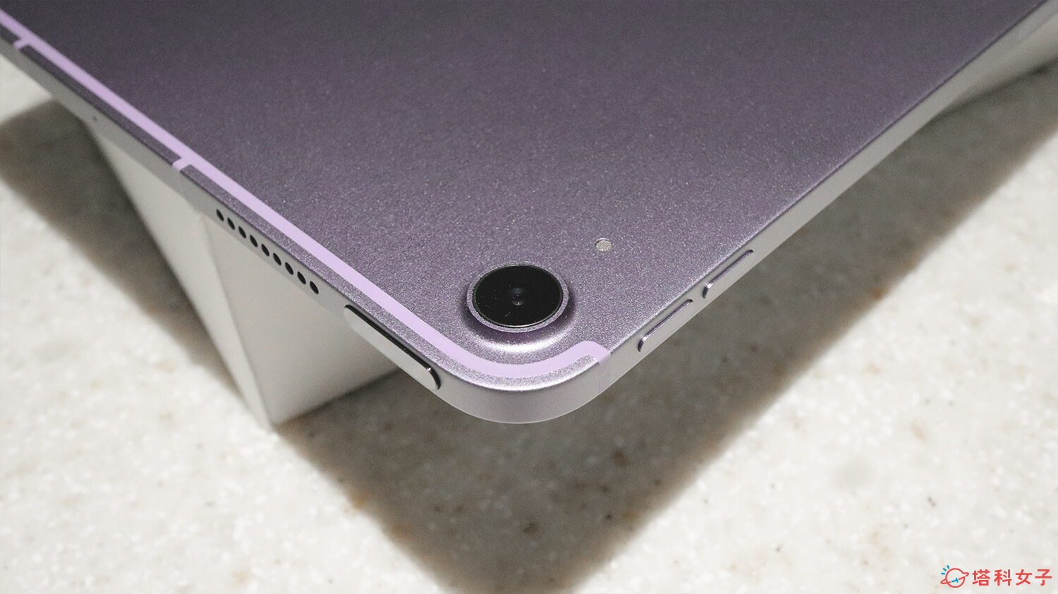 iPad Air 5 開箱：1200 萬畫素廣角相機