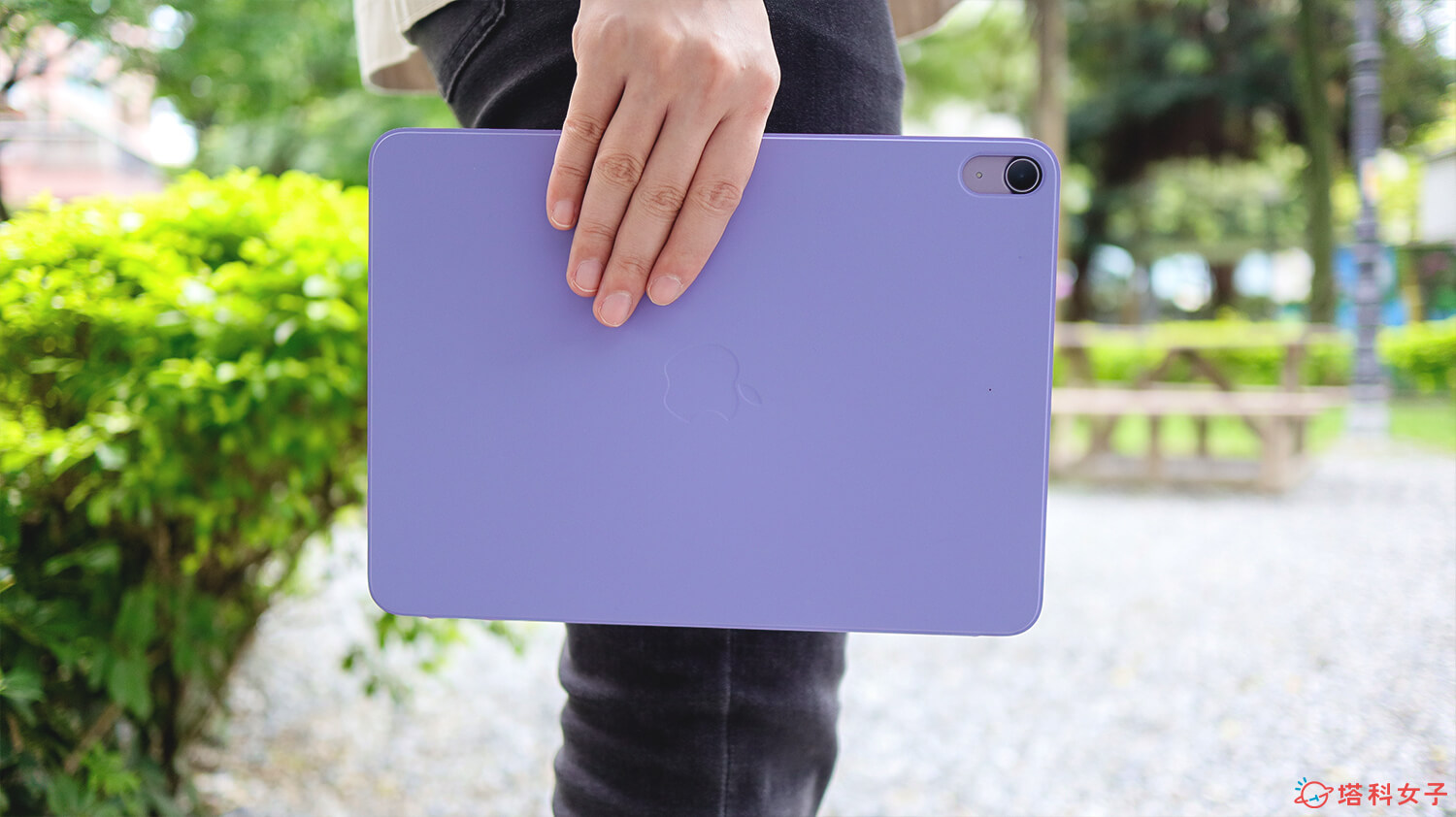 iPad Air 5 配件推薦：聰穎雙面夾 外觀