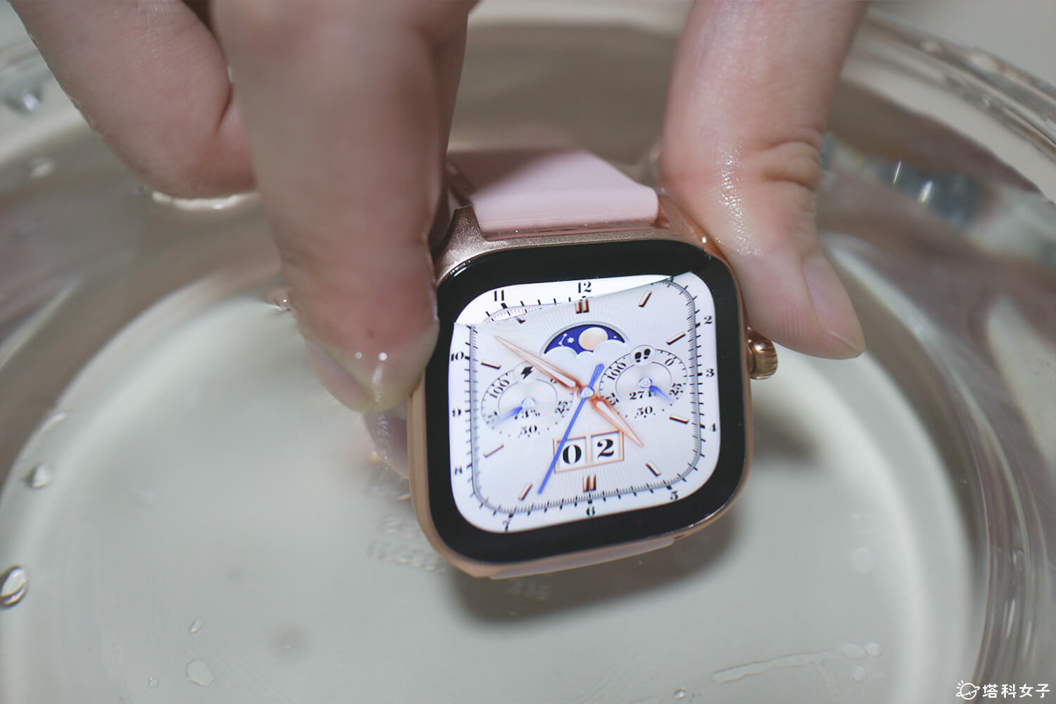Amazfit GTS 4 GPS 智慧手錶使用體驗：防水係數 5ATM