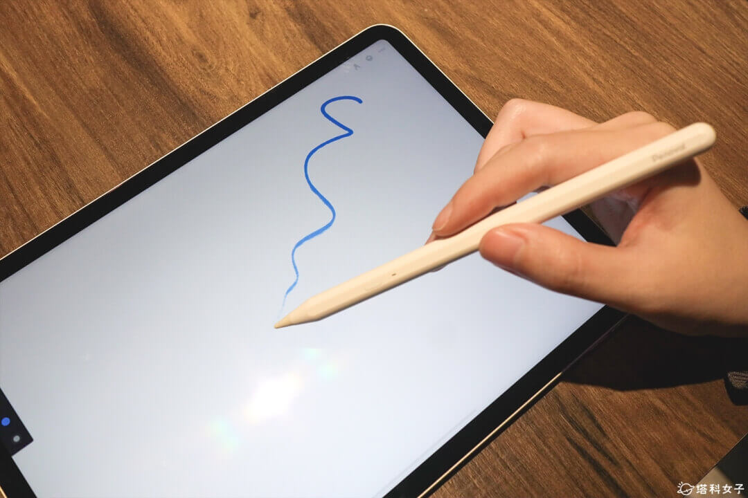 iPad Pro M2 觸控筆推薦：Penoval AX Ultra 畫筆傾斜角
