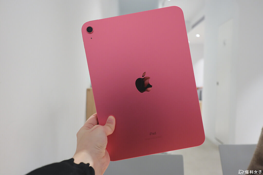 iPad 10 開箱(粉紅色)：重量