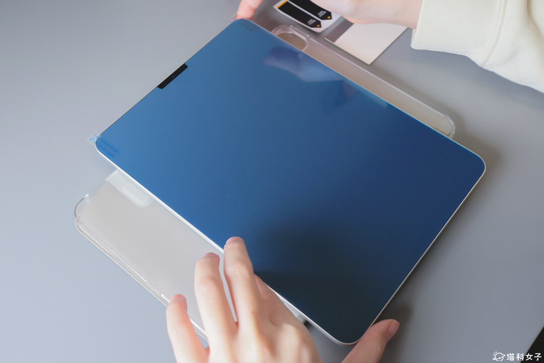 iPad Pro 類紙膜 EasyPaper、EasyPaper Note 貼膜步驟：對準