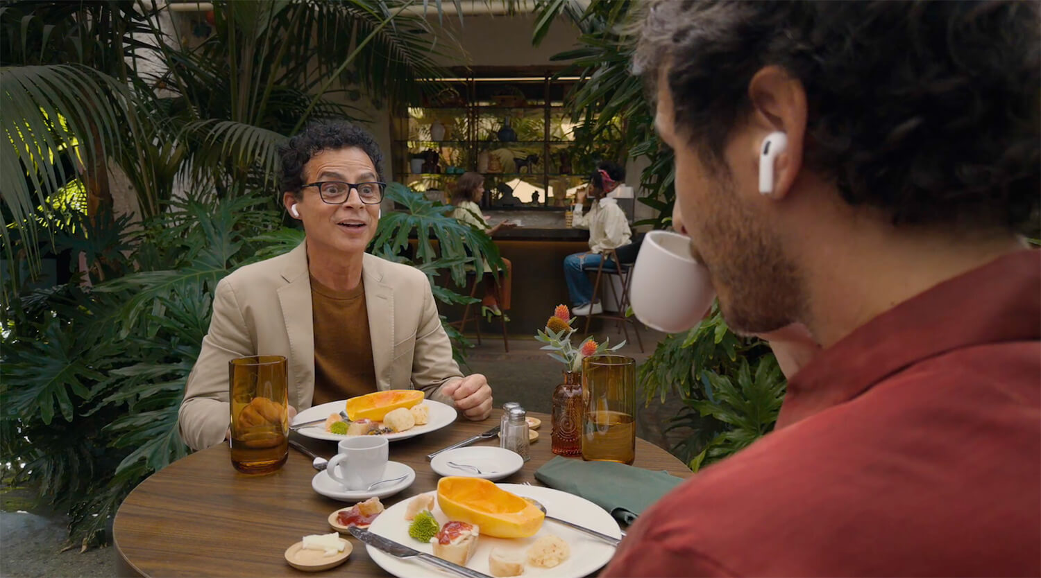 AirPods 即時翻譯