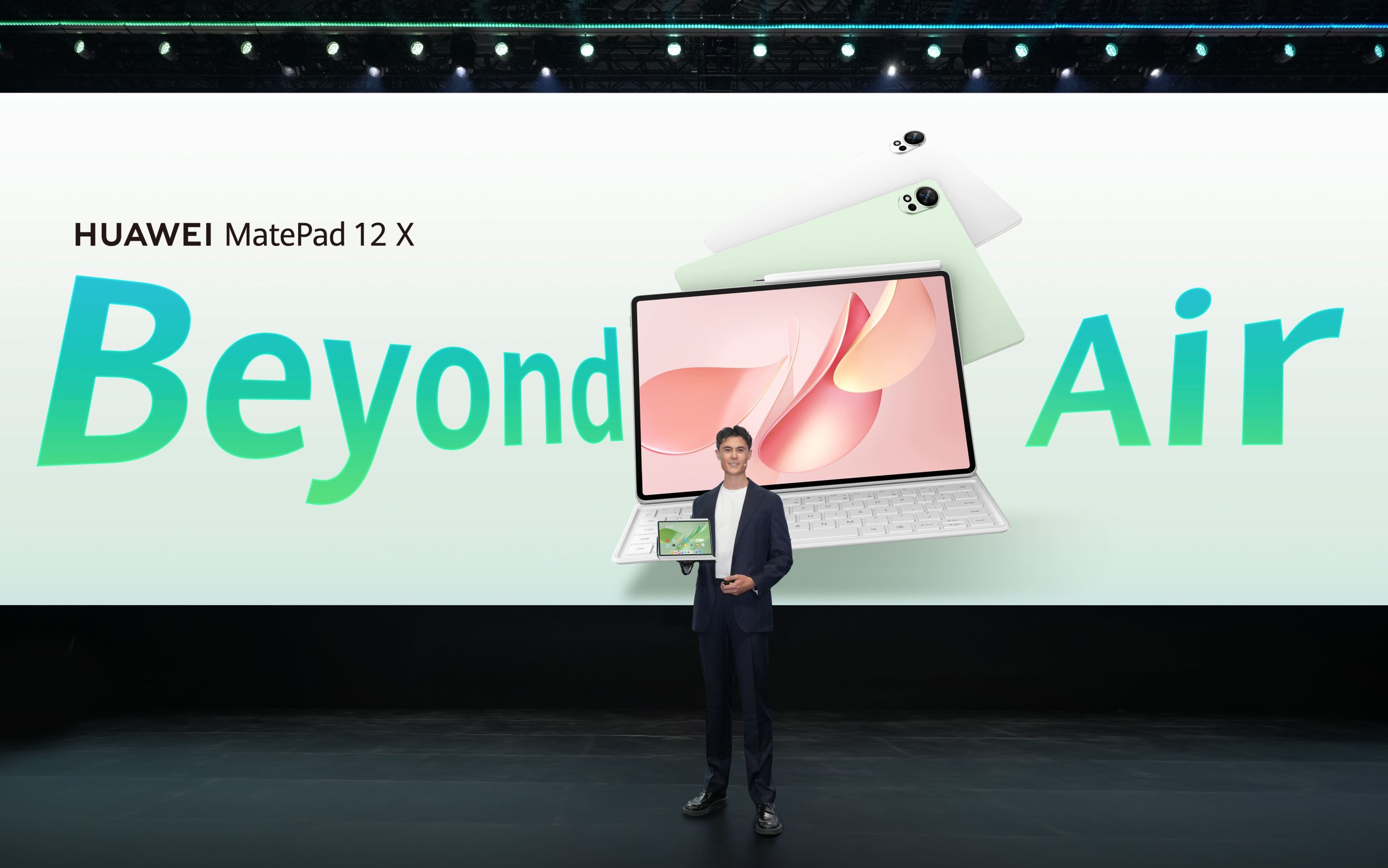 HUAWEI MatePad 12 X 平板和全新手寫筆，解鎖無紙化學習創作新體驗