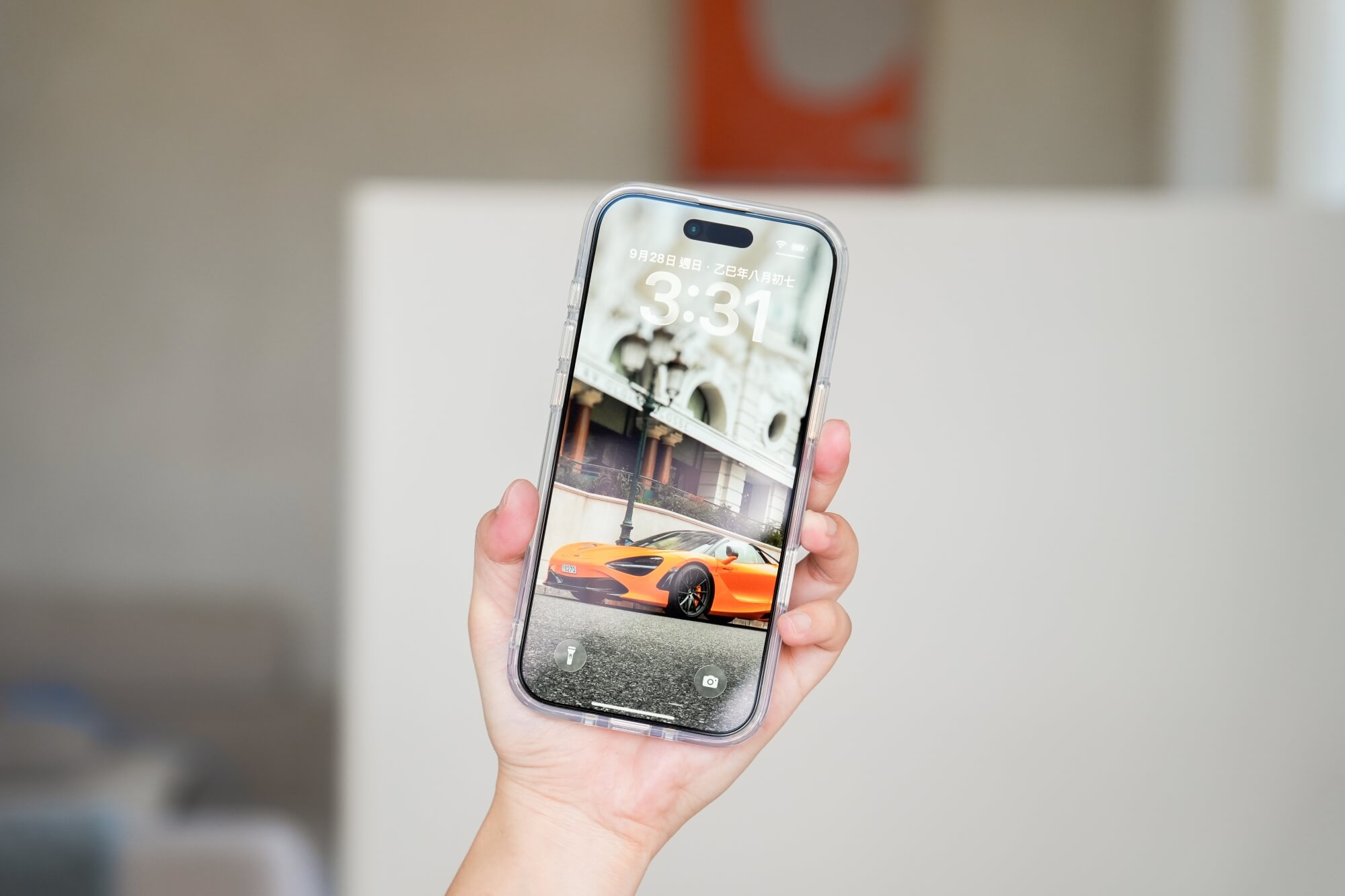 iPhone 17 系列 imos 磁吸軍規防震手機殼：全機側面完整包覆