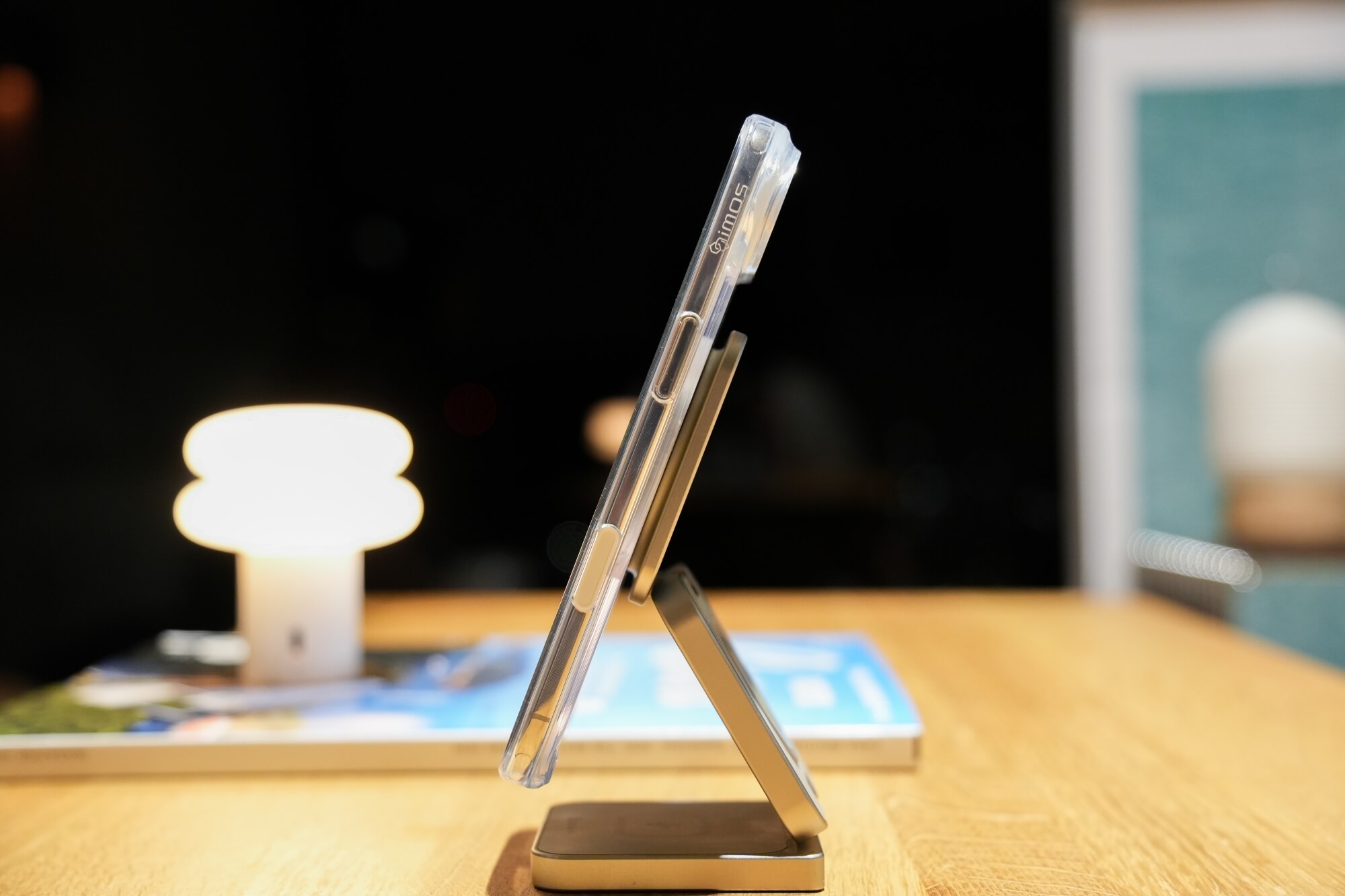 iPhone 17 系列 imos 手機殼：磁吸環「雙向磁力」