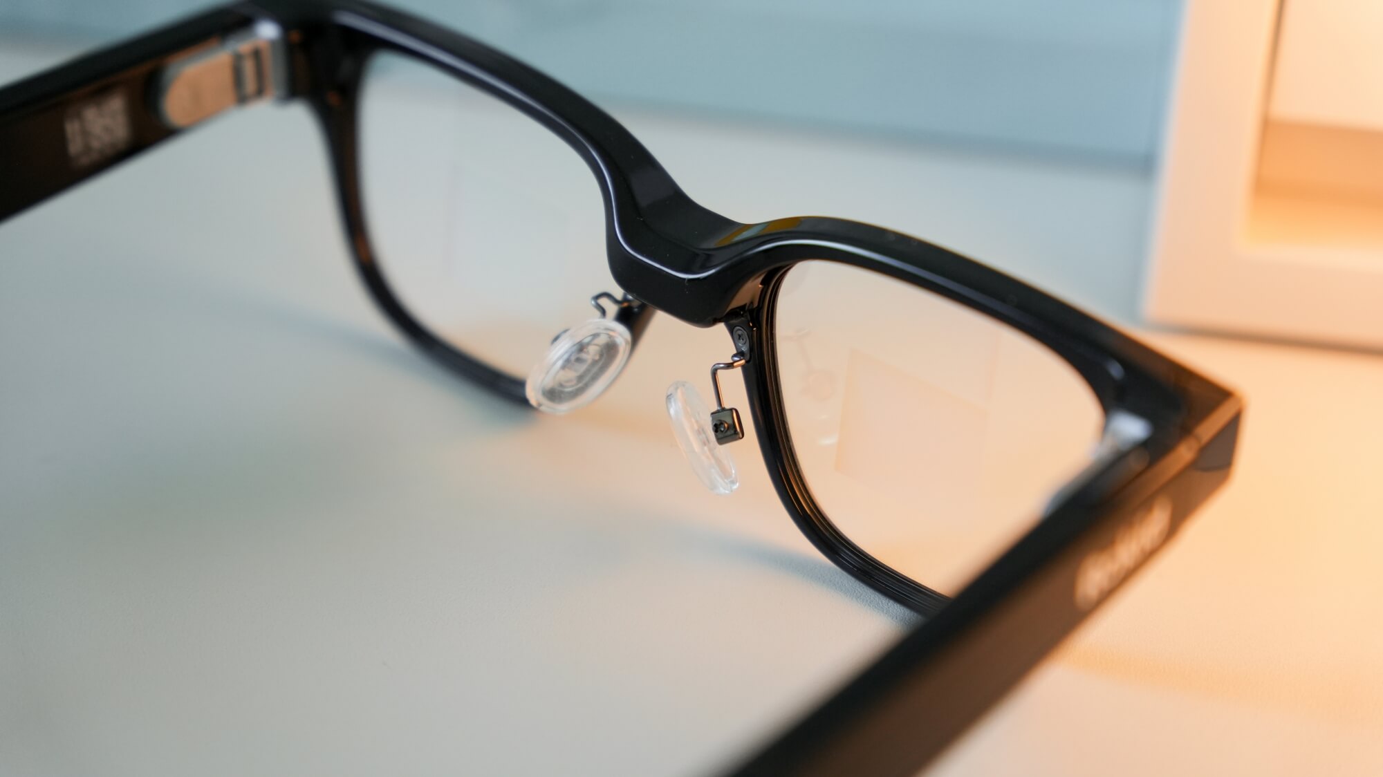 Rokid Glasses 樂奇 AI 智慧眼鏡開箱：氣墊鼻托