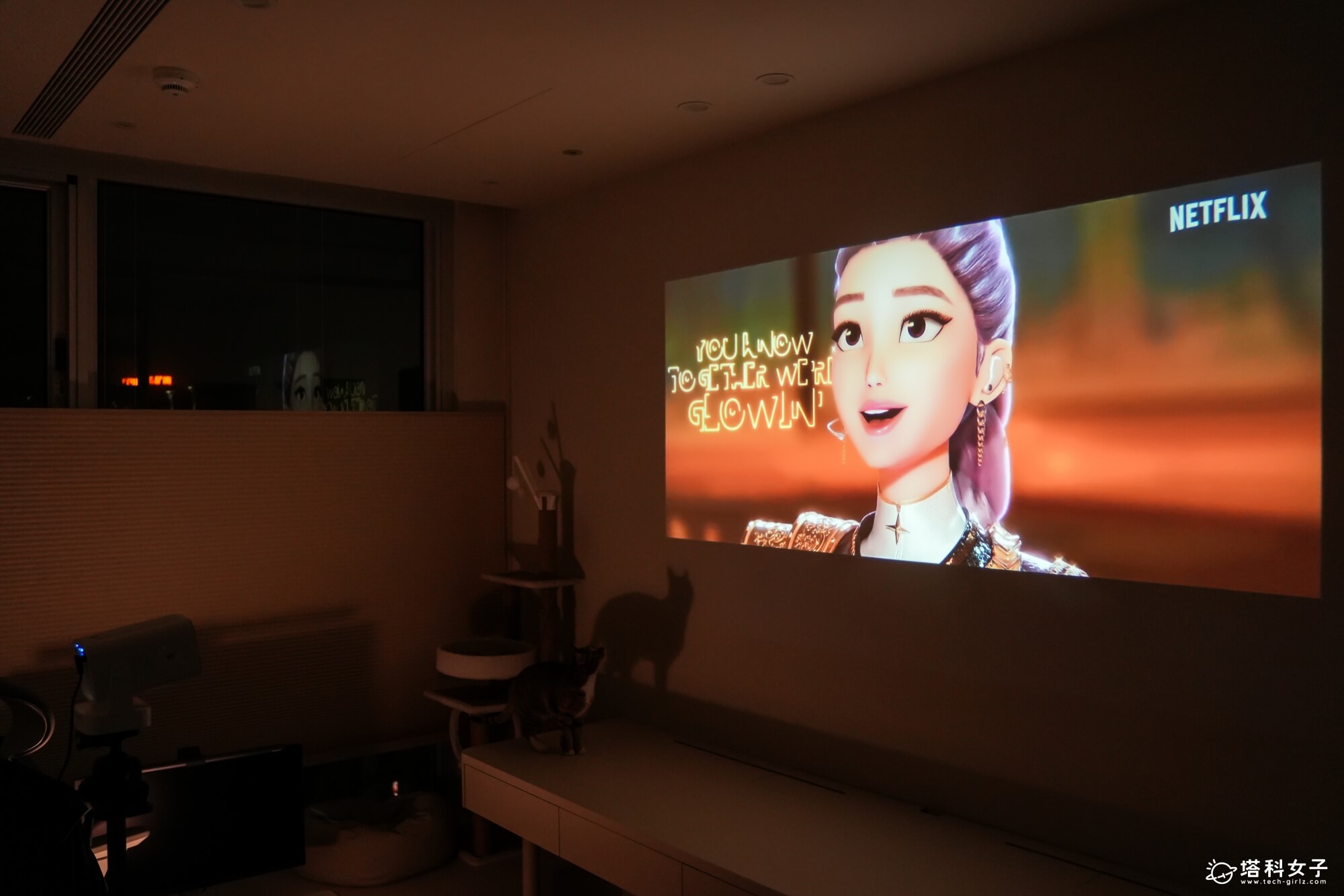 OVO Warpple LA5 投影機開箱：離牆 1.99 米投百吋