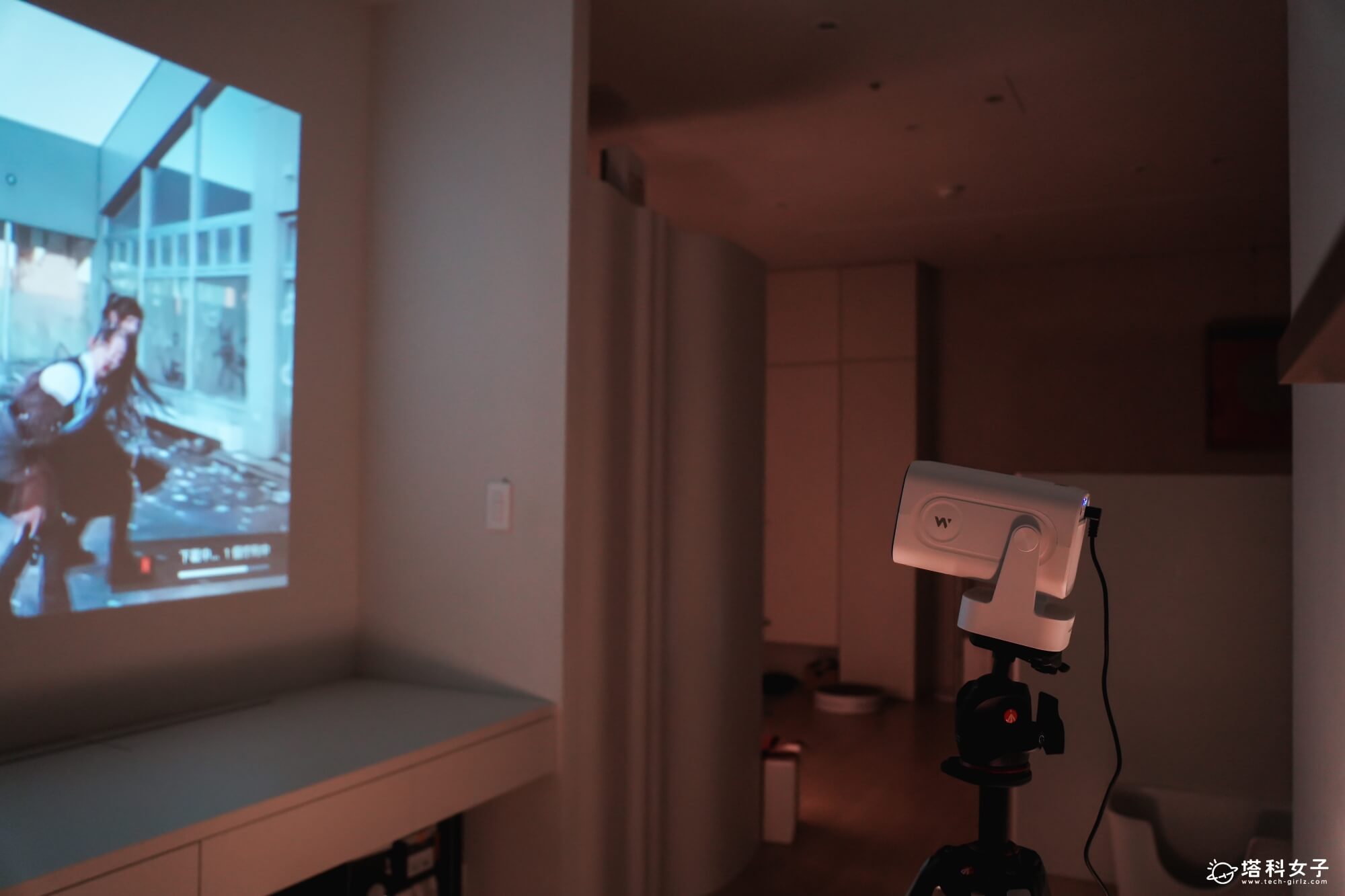 OVO Warpple LA5 投影機開箱：離牆 1.99 米投百吋