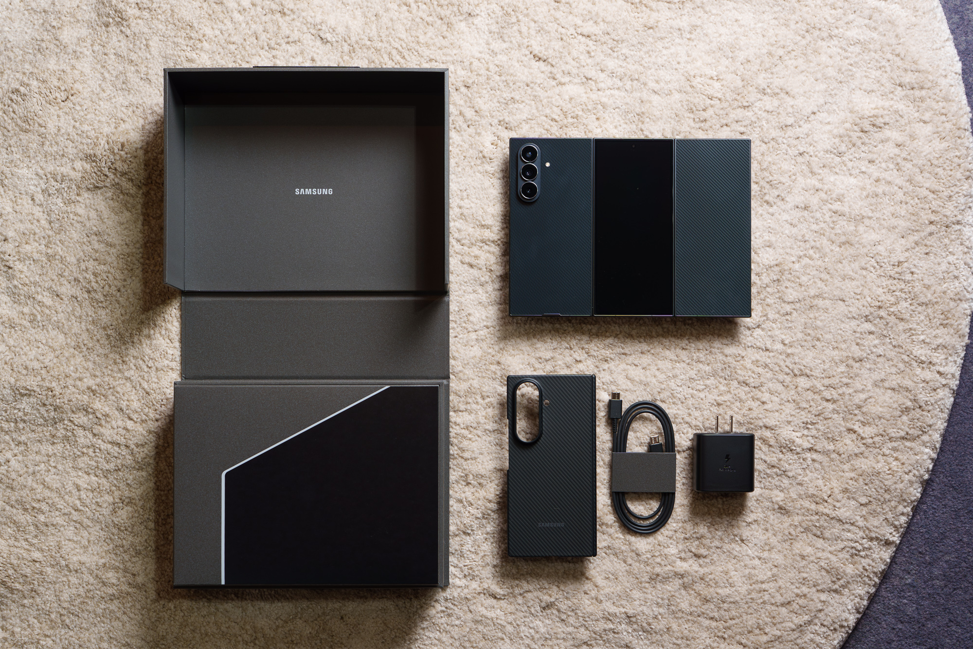 Samsung 三星首款「三摺疊旗艦 Galaxy Z TriFold」在台上市!完美體現工藝、效能與創意 - Galaxy AI, Galaxy Z TriFold, 摺疊智慧型手機 - 塔科女子