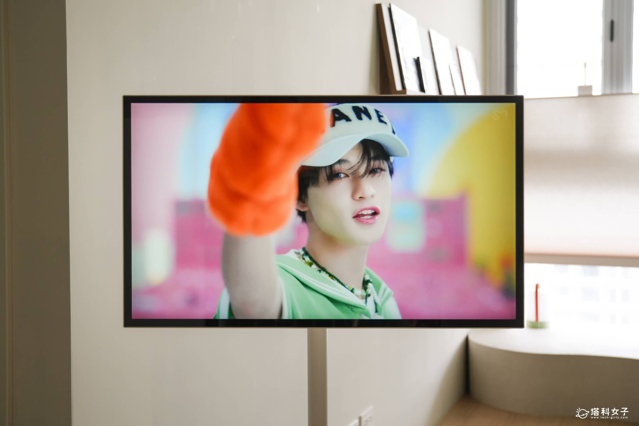 開箱 Warpple 閨蜜機 Pro JJ5：27 吋 FHD 高畫質