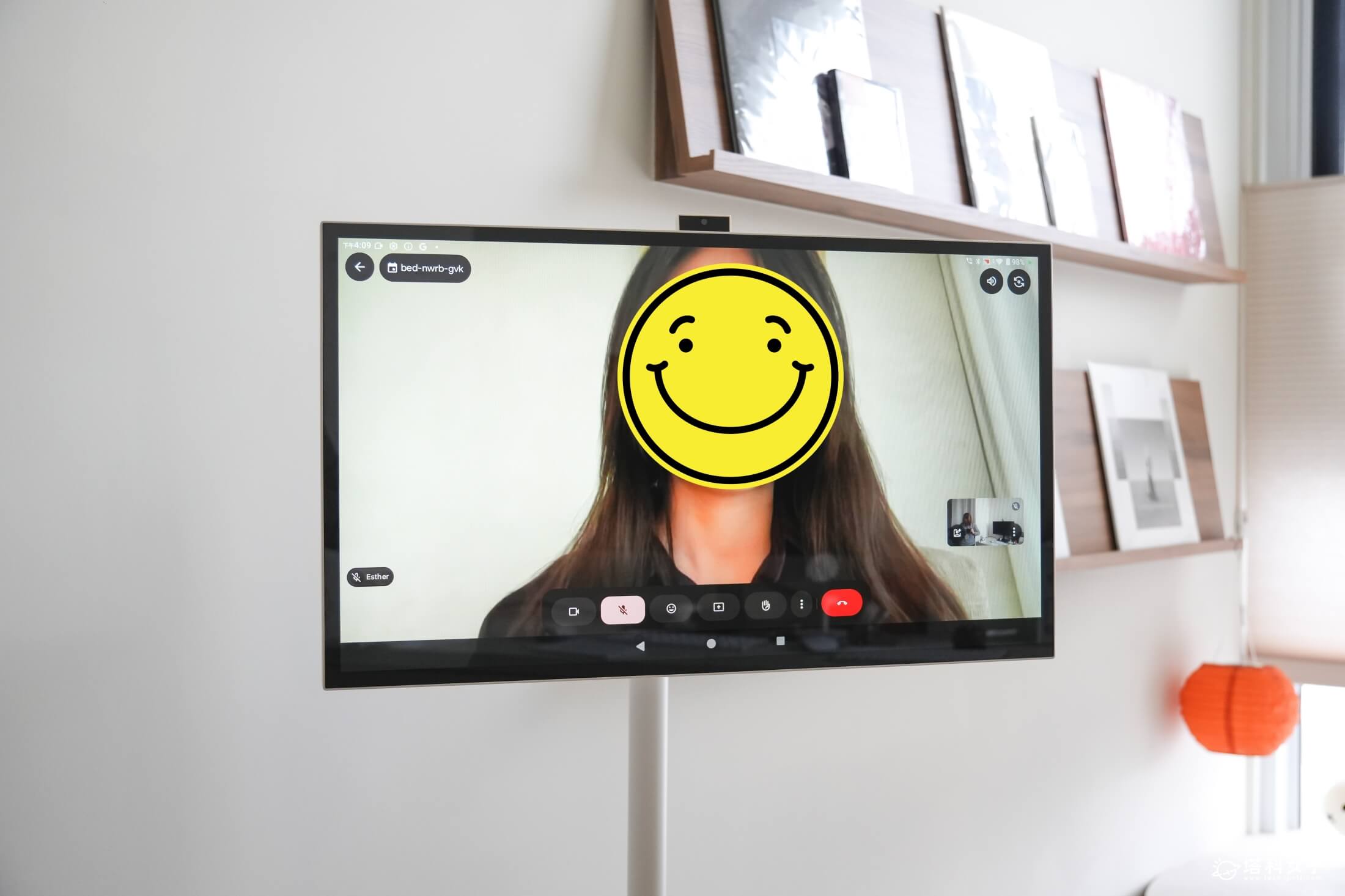 開箱 Warpple 閨蜜機 Pro JJ5：800萬像素升降式攝影機