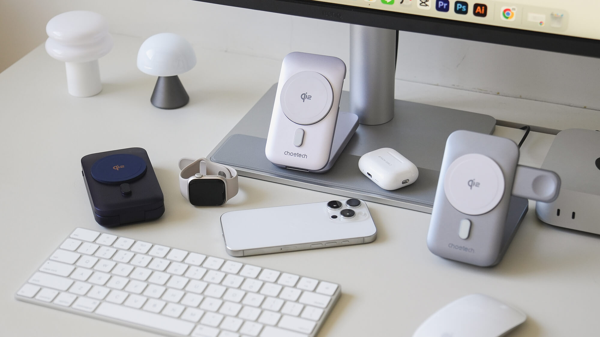 Choetech B750 Qi2 磁吸支架三合一行動電源:折疊支架設計