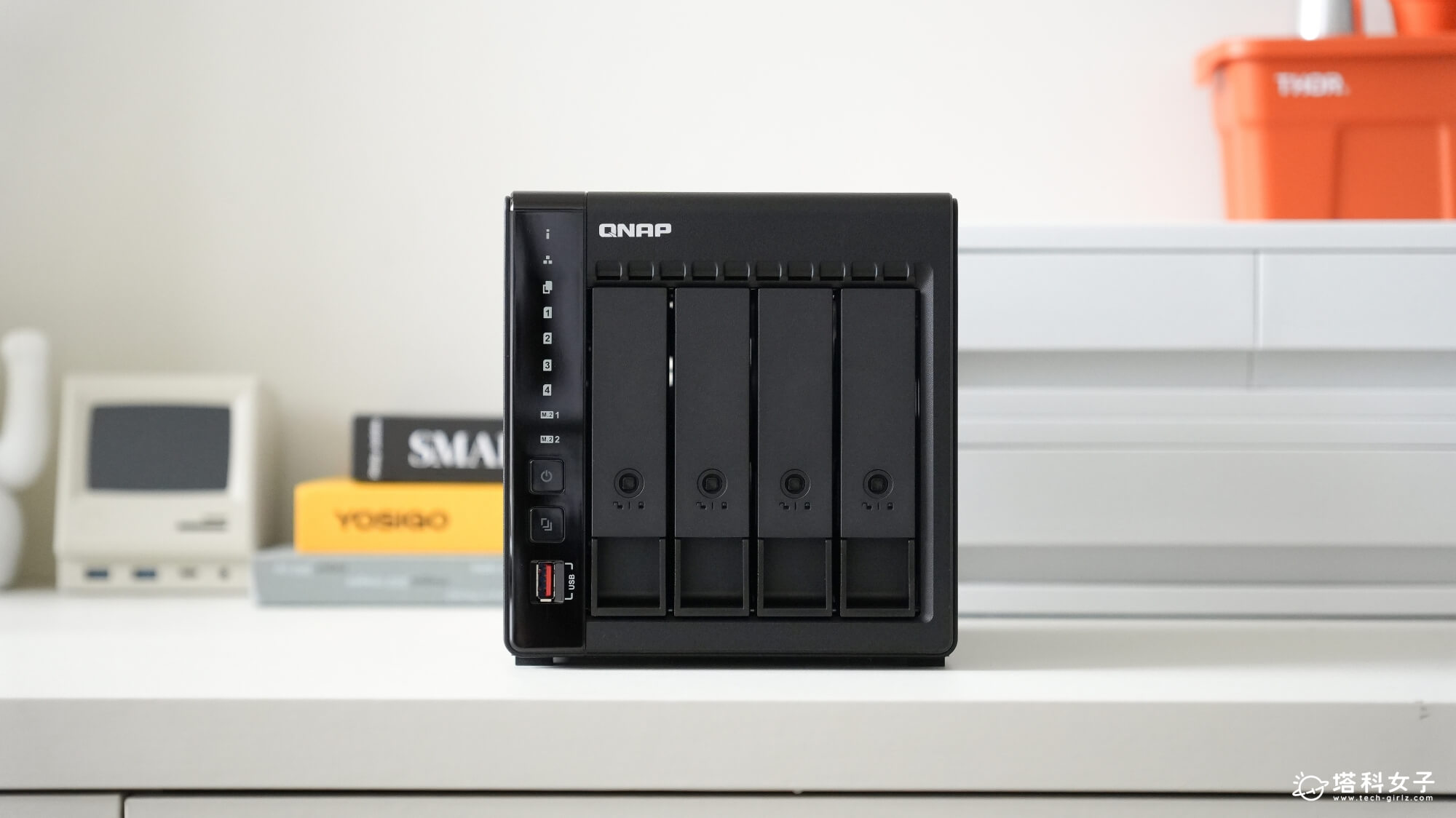 QNAP TS-453E