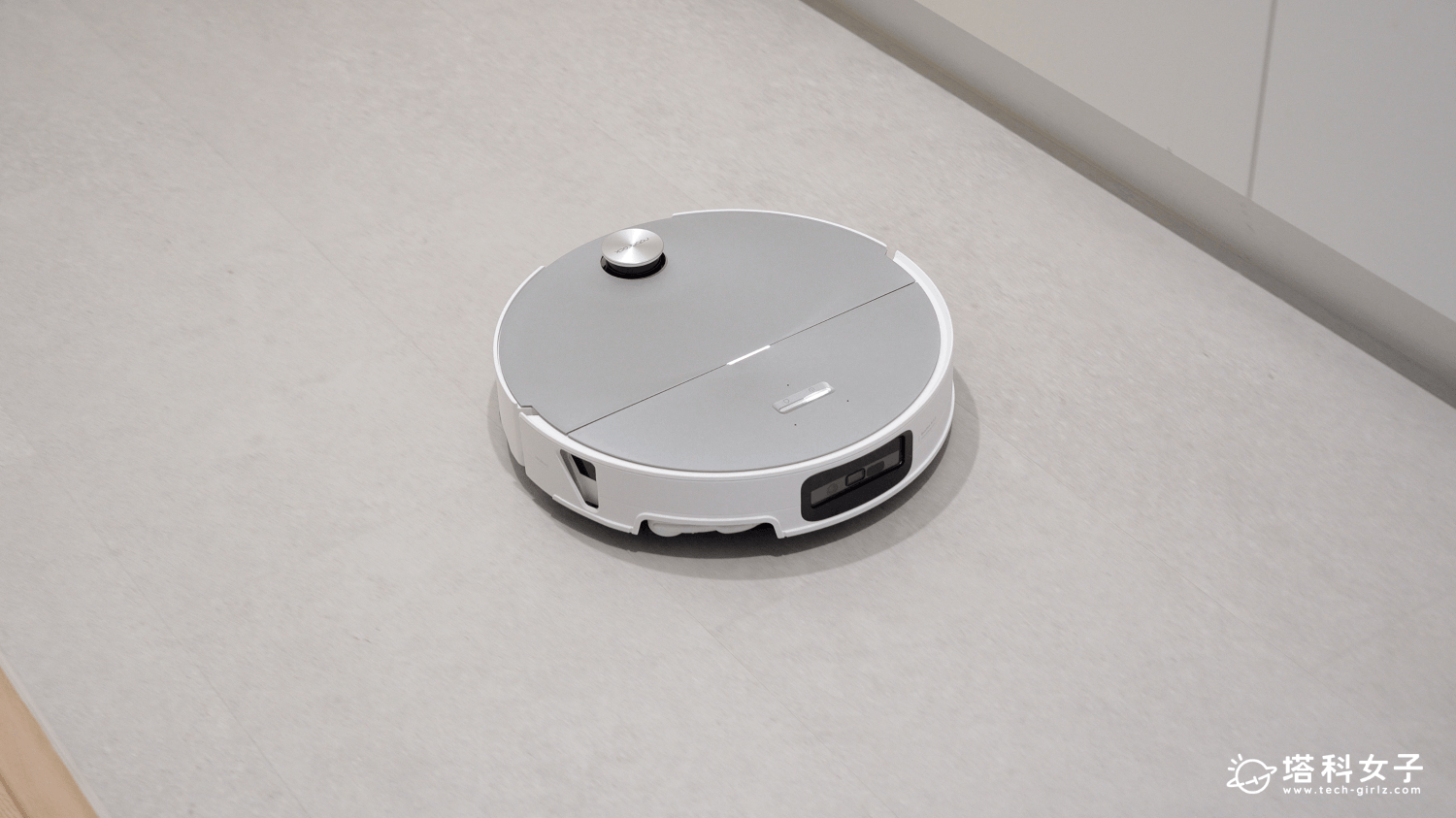 Saros 20 Sonic 聲波騎士開箱：最低可深入 7.95cm 低矮空間