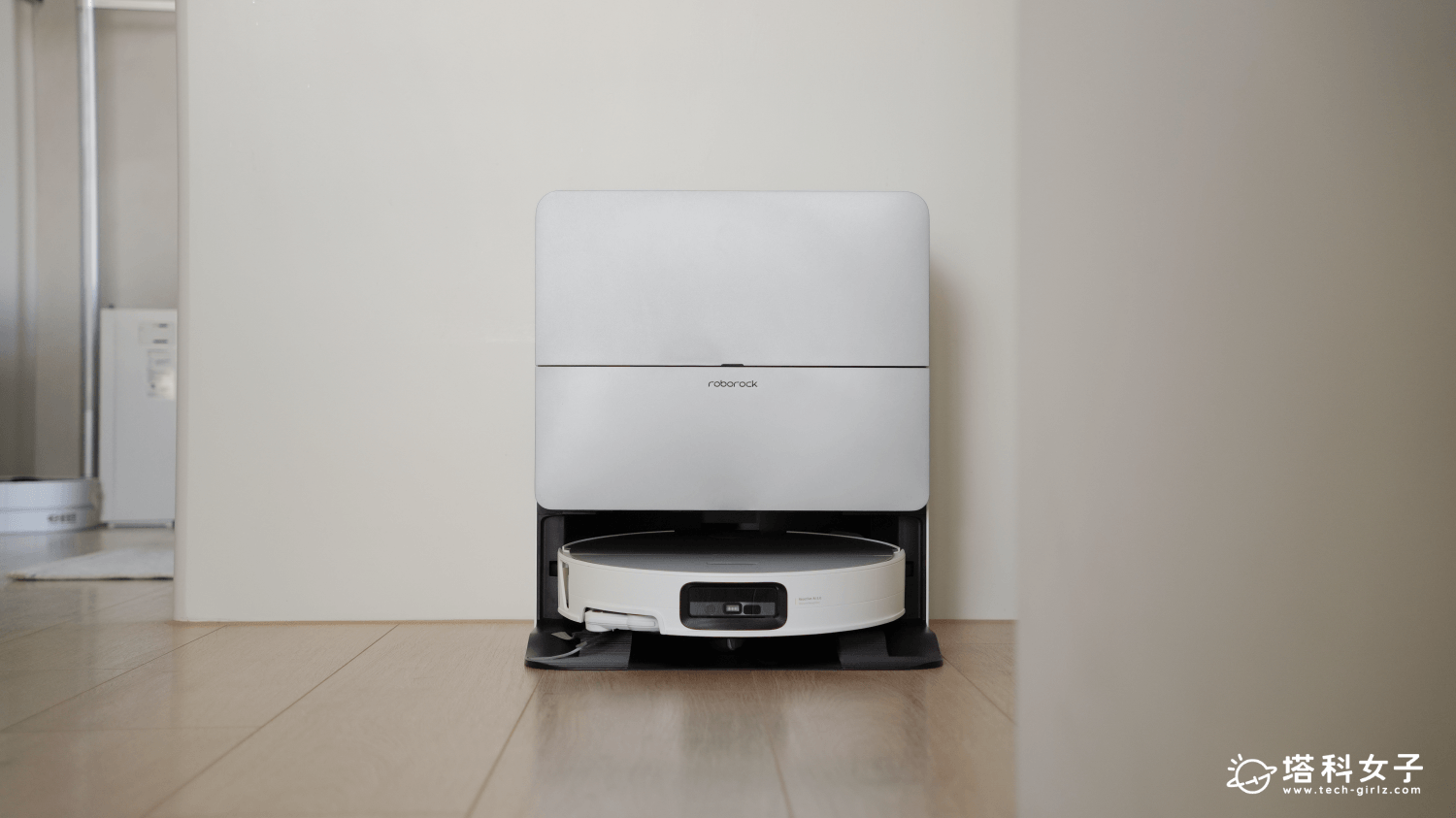 Saros 20 Sonic 聲波騎士開箱：十合一全能頂配自動清潔座