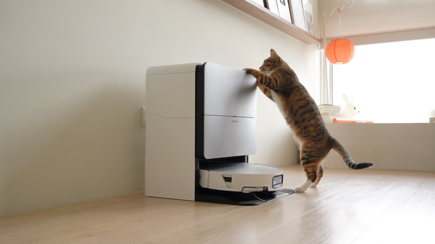 Saros 20 Sonic 聲波騎士開箱：55 度雙通道熱風烘乾拖布