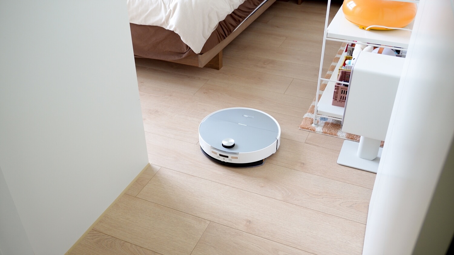 Saros 20 Sonic 聲波騎士開箱：VibraRise®5.0 強震聲波增壓恆濕拖地+沿邊拖地