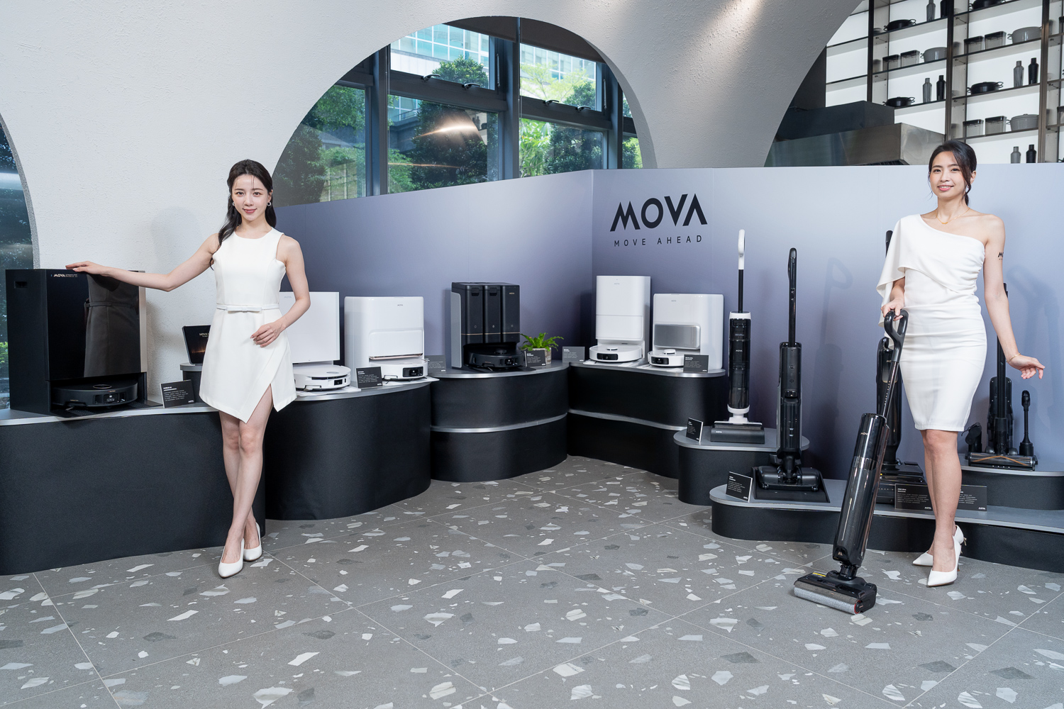 恆隆行全新代理 AI 智慧品牌 MOVA！聚焦清潔與寵物家電，8 款新品同步登場 - HydroForce™ 深壓活水技術, MOVA, MOVA S70 Ultra Roller, S70 Roller, 寵物家電, 鎖定清潔 - 塔科女子