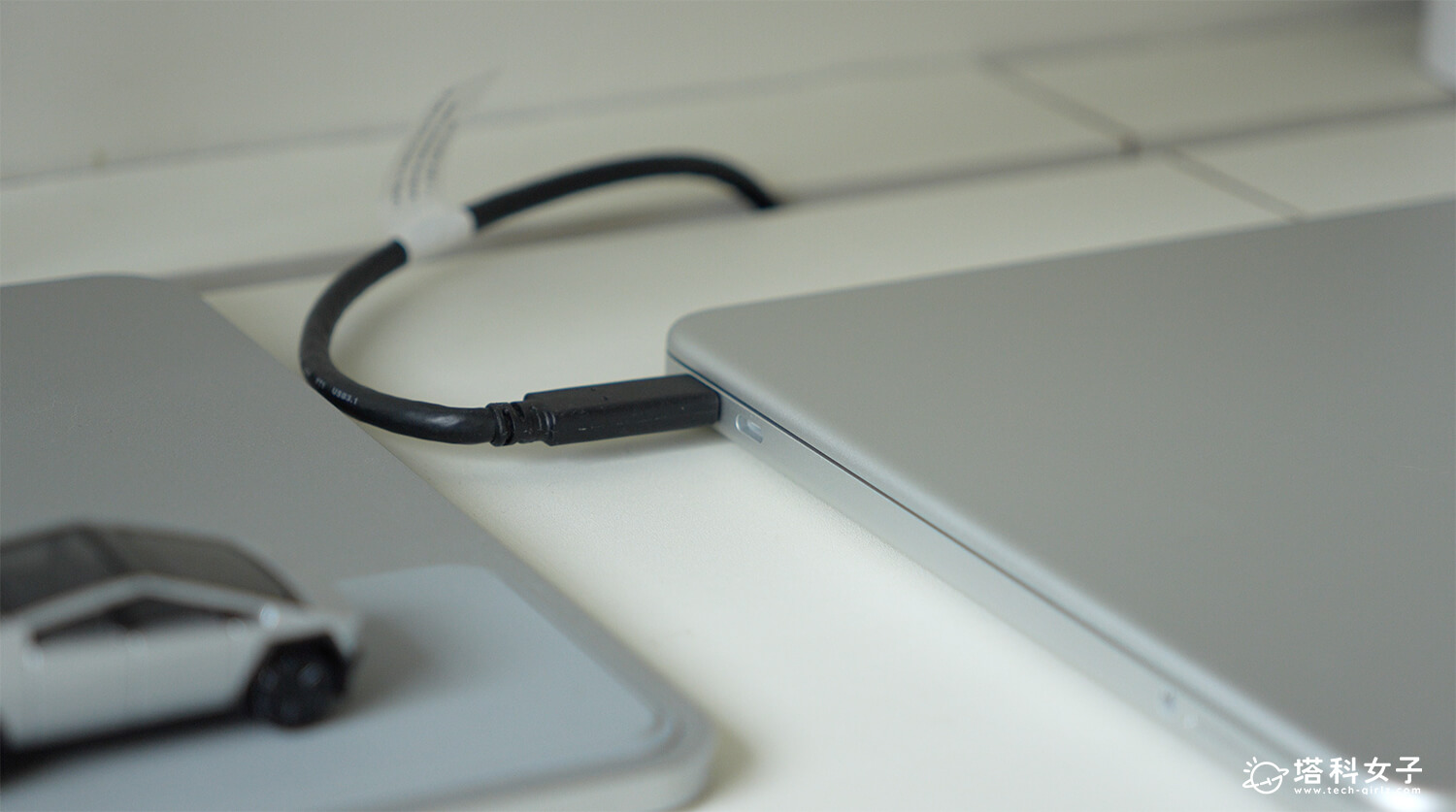 MacBook Neo 如何外接螢幕？連接方法、顯示設定與常見問題整理 - Macbook, MacBook Neo - 塔科女子