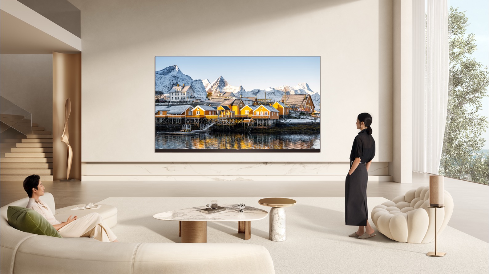 TCL X11L 搭載微距 OD 技術與 ZeroBorder™ 接近零黑邊設計,最薄處僅 2 公分,讓畫面更沉浸延伸,完美融入現代居家空間美學。