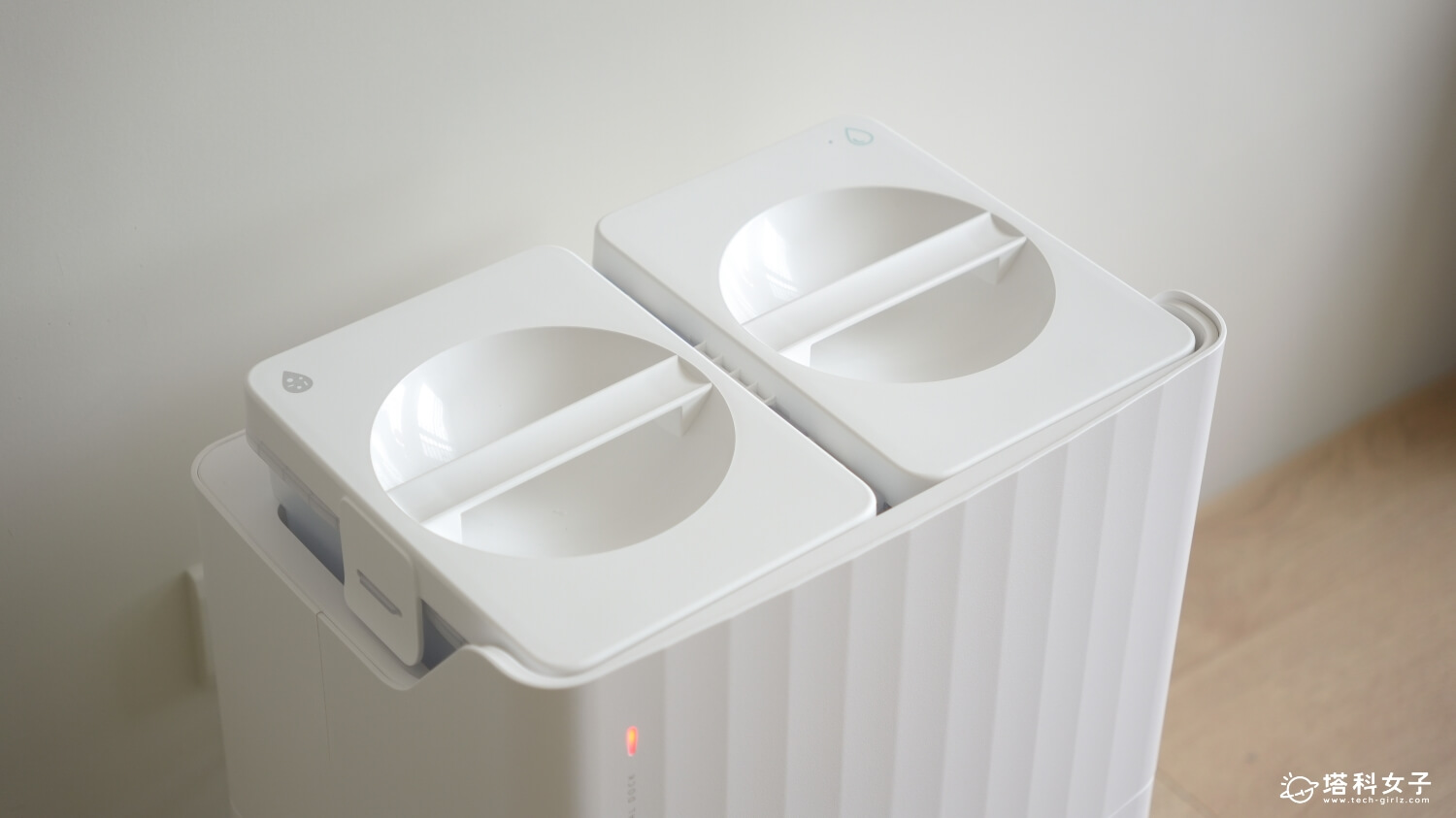 石頭科技 Qrevo Edge 2 掃拖機器人:清汙水箱