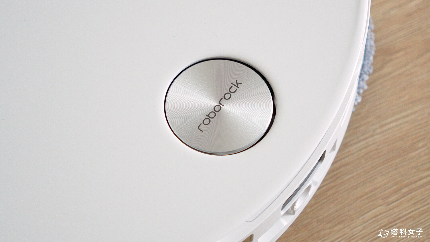 石頭科技 Qrevo Edge 2 掃拖機器人:RetractSense™ 智慧升降全域 LDS 導航系統