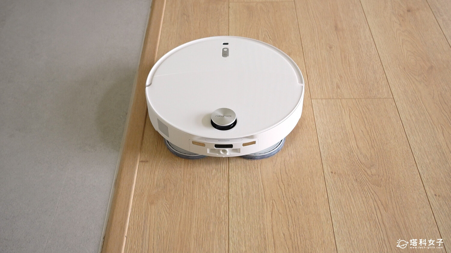 石頭科技 Qrevo Edge 2 掃拖機器人:升級高密度編織鎖水拖布